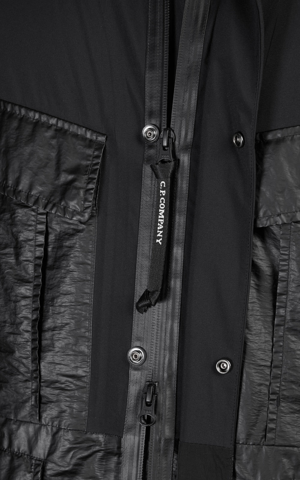 Cp Company Gore-Tex Infinium Mixed Collared Goggle Jacket In Black