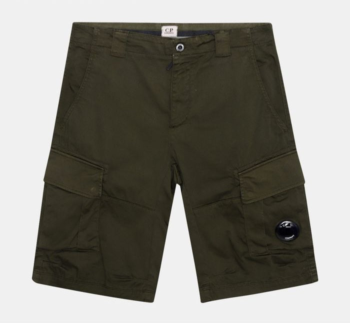 Cp Company Stretch Twill Cargo Shorts In Ivy Green